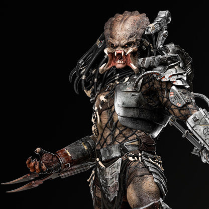 Interstellar Trophy Hunter Garage Kit - Galactic Predator Alien Statue 1:6 Scale - 3D Printed Sci-Fi Warrior Resin Figure