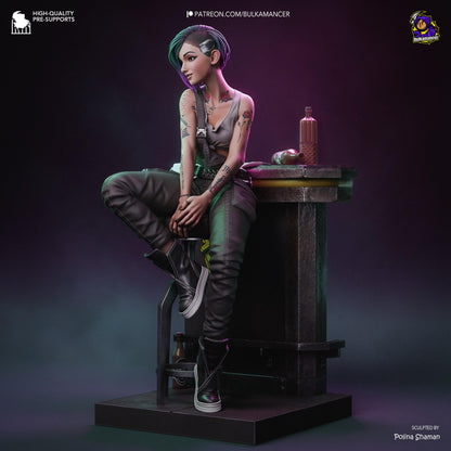 Techno-Rebel Garage Kit - Neon Specialist Statue 1:8 Scale - 3D Printed Cyber-City Techie Resin Figure